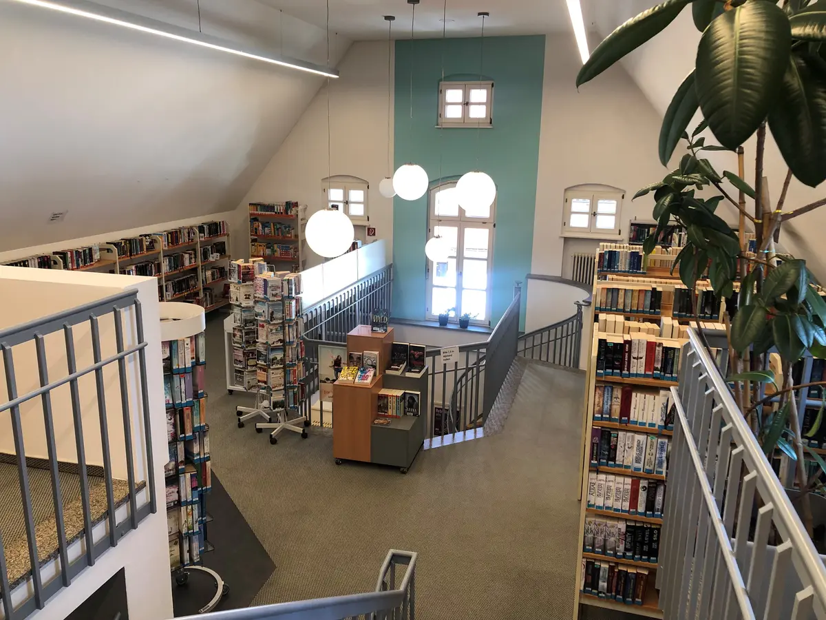 Stadtbibliothek, 2. OG
