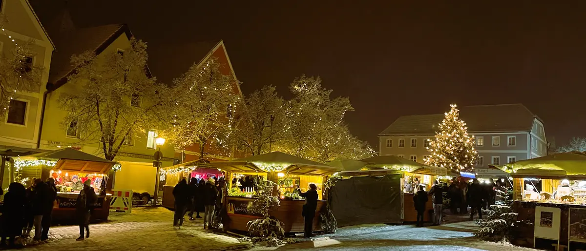 Adventsmarkt im Schnee 2023