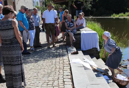 Szene: Leben am Fluss